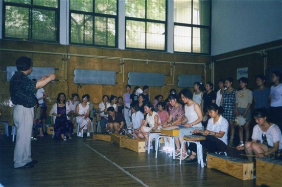 1999-2000年第5屆培訓(xùn)班結(jié)業(yè).jpg